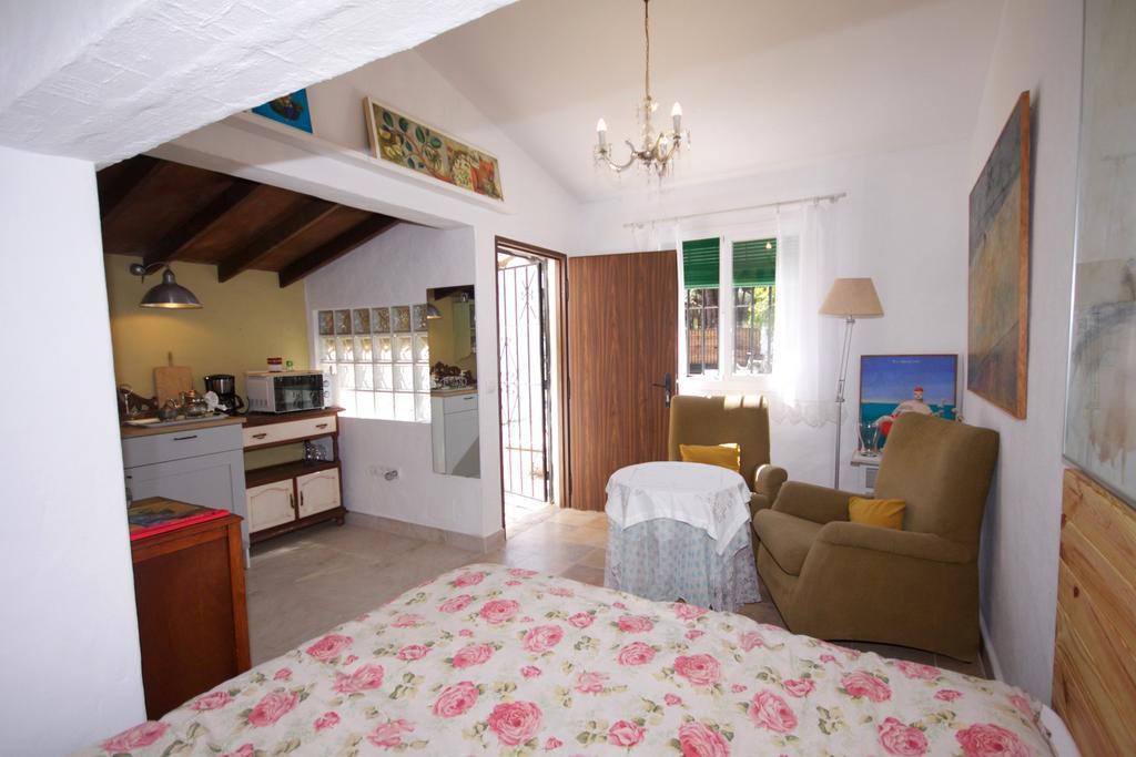Bed and Breakfast La Alhucema Chiclana de la Frontera Exterior foto